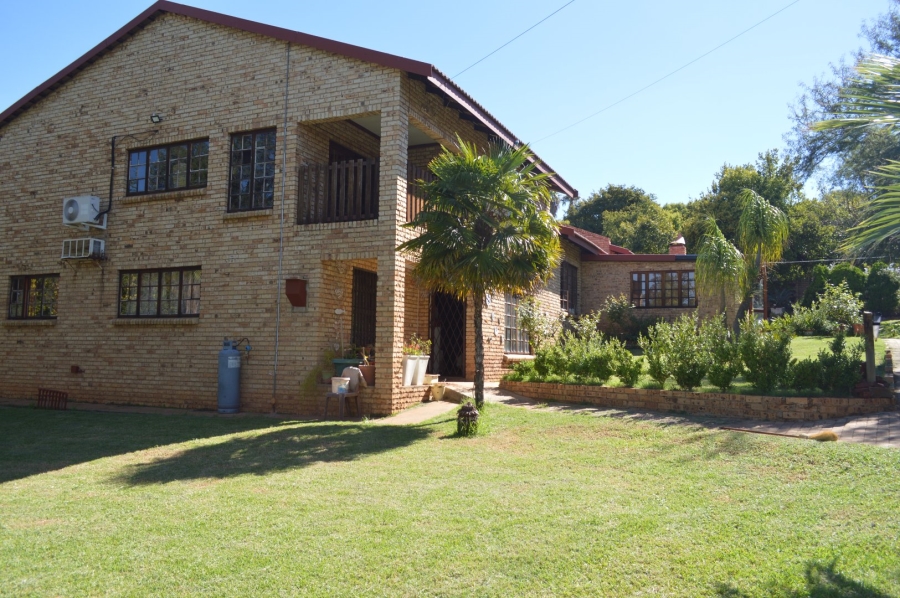 4 Bedroom Property for Sale in Doringkruin North West